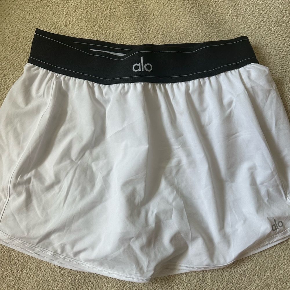 Alo skirt